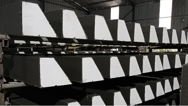 EPS裝飾線條的七大優(yōu)勢